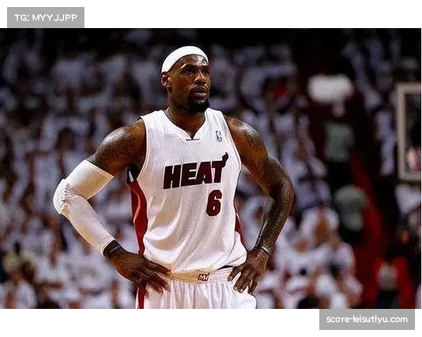 詹姆斯预告照复古造型引热议疑似暗示重返热火再续辉煌